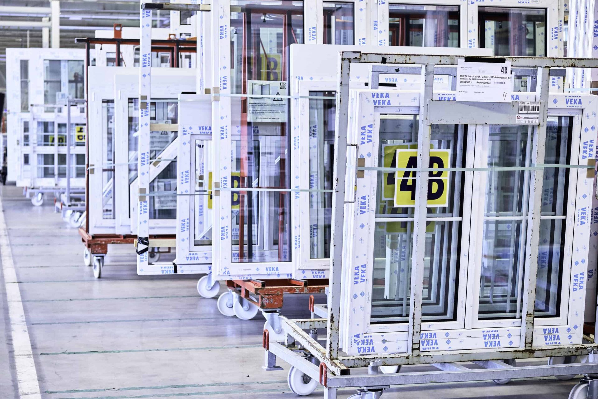 4B – suivi chevalets fenêtres avec traceur GPS IoT