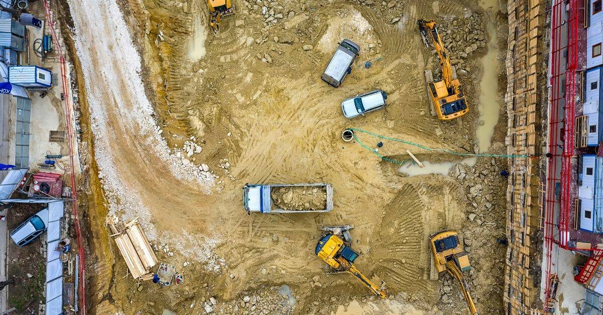 Traceur GPS BTP sur engins et matériel de chantier TRAKmy