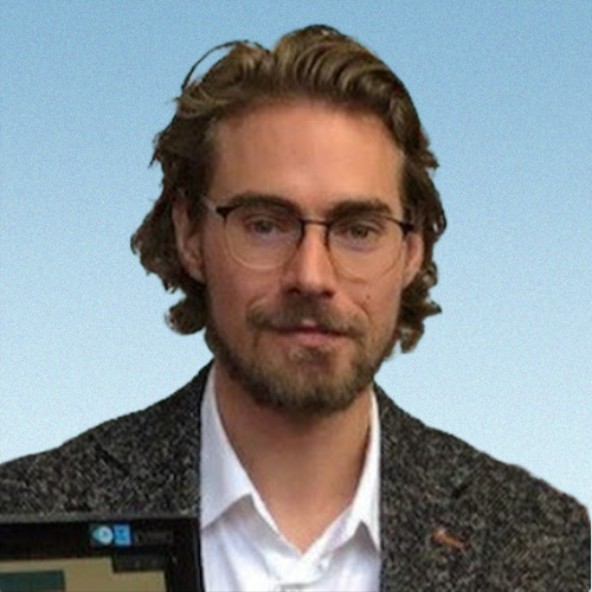Dimitri Rossillion, Dirigeant de TRAKmy